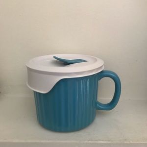 Corningware large 20 ounce soup meal mug with vented lid